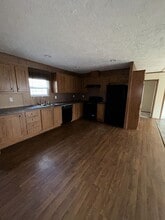 307 E Adams St in Pittsburg, KS - Building Photo - Building Photo