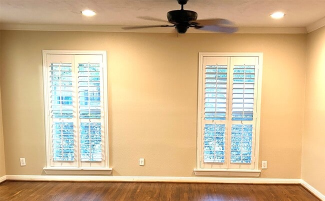 property at 5022 Darnell St