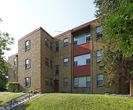 Exeter Place in St. Paul, MN - Building Photo - Building Photo