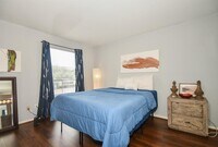 8517 Hearth Dr photo'