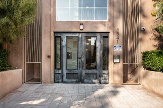 Alcott Towers - Residential Condomium in Los Angeles, CA - Building Photo - Building Photo