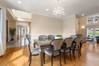 290 Hartman Rd in Newton, MA - Building Photo - Building Photo