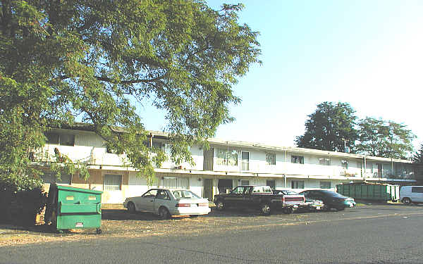 Rancho Real in Canby, OR - Foto de edificio