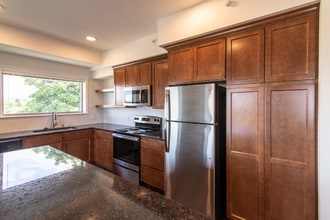 700 N State St-Unit -305 in Bellingham, WA - Building Photo - Building Photo