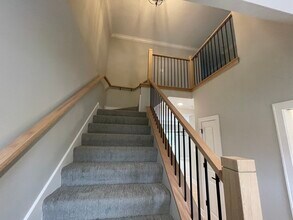 411 W Pierce Rd in Itasca, IL - Building Photo - Building Photo