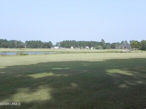 130 Pinecrest Dr in Bluffton, SC - Building Photo - Building Photo