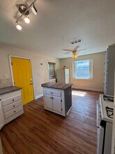 4613 SW 16th Ave in Amarillo, TX - Foto de edificio - Building Photo