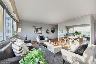 4515 Willard Ave in Chevy Chase, MD - Building Photo - Building Photo