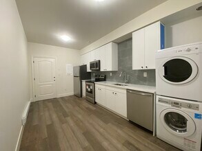 15632 37 Av in Surrey, BC - Building Photo - Building Photo