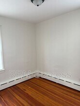 19 Stephen St in New Bedford, MA - Building Photo - Building Photo