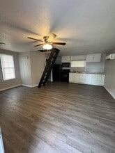 1058 Johnnie Bud Ln in Cookeville, TN - Building Photo - Building Photo