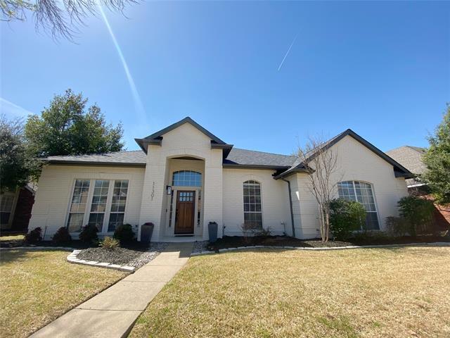 property at 11301 Williamsburg Ln