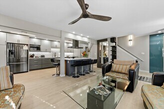 N20W5343 Pierce Ct in Cedarburg, WI - Building Photo - Building Photo