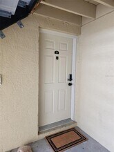 211 Thorntree Pl in Brandon, FL - Building Photo - Building Photo