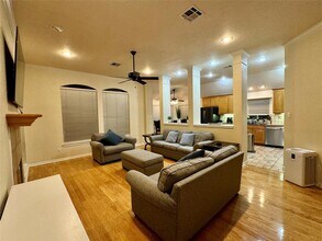 5524 Hero Dr in Austin, TX - Building Photo - Building Photo