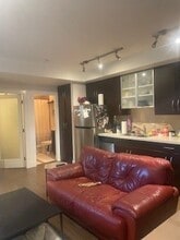 417-417 Vancouver St in Victoria, BC - Building Photo - Building Photo