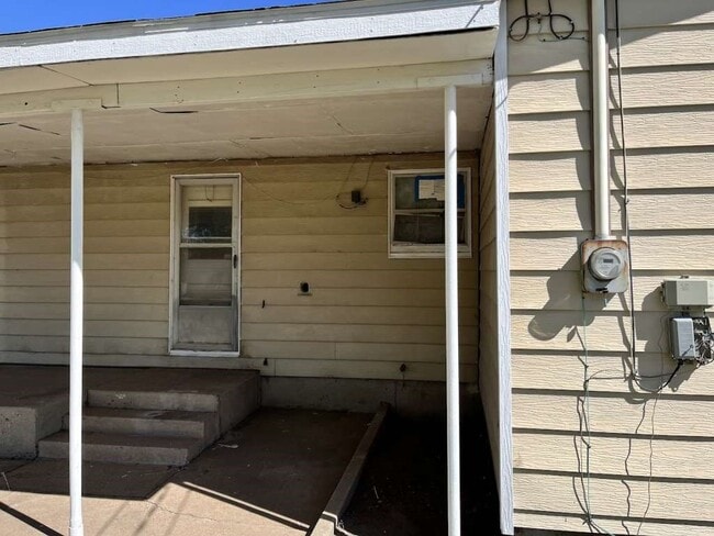 property at 917 Nelson St