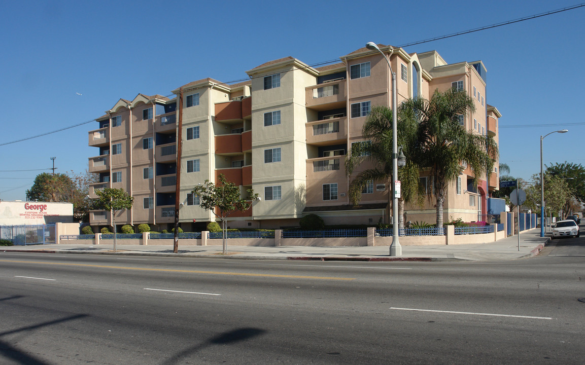 Solomon Renty Senior Villa in Los Angeles, CA - Building Photo