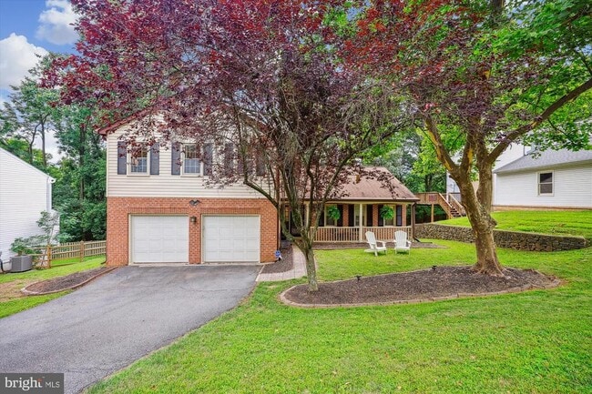 property at 11828 Dinwiddie Dr