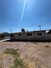 2624 E Brady Ave in Las Vegas, NV - Building Photo - Building Photo