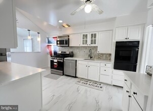 610 Ogden Dr in Mount Holly, NJ - Building Photo - Building Photo