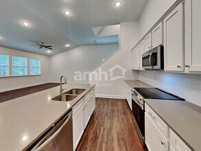 4980 Bill Cheek Rd in Auburn, GA - Building Photo - Building Photo