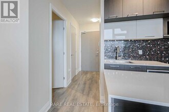 4800 Hwy 7 in Vaughan, ON - Building Photo - Building Photo