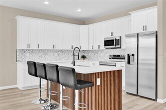 4955 Castle St E in Kissimmee, FL - Building Photo - Building Photo