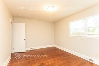 1318 Lomax Ave in Charlotte, NC - Building Photo - Building Photo