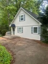 3836 Clubhouse Dr in Gainesville, GA - Building Photo