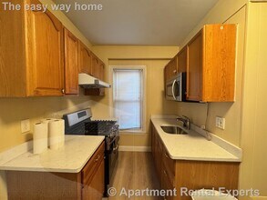 115 Elm St, Unit #1 in Somerville, MA - Building Photo - Building Photo