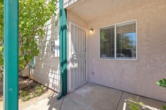 Windmill Senior Villas in Lakeside, CA - Building Photo - Building Photo
