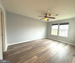 15 Wayside Ct in Falling Waters, WV - Building Photo - Building Photo