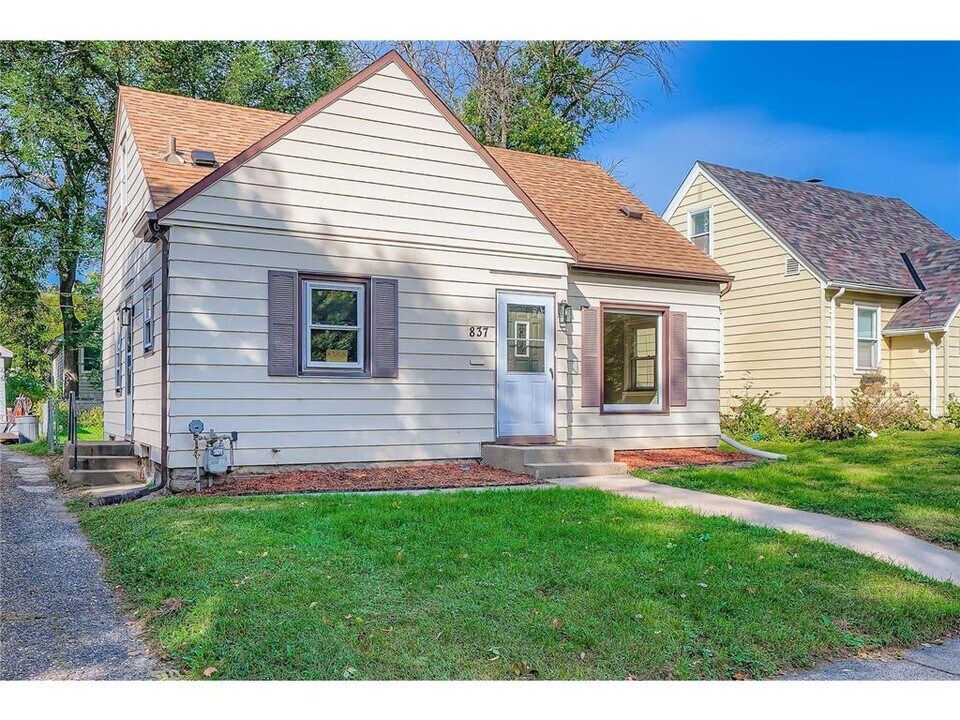 837 Bidwell St in St. Paul, MN - Building Photo