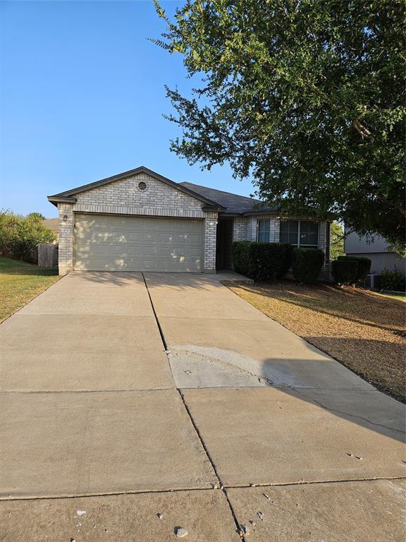 423 Paddington Dr in Kyle, TX - Building Photo - Building Photo