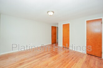 13790 Cedar Rd in University Heights, OH - Building Photo - Building Photo