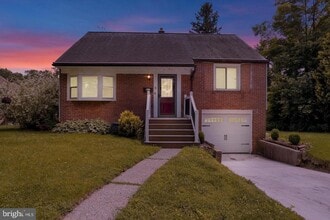 6 Darlin Dr in Reading, PA - Building Photo - Building Photo