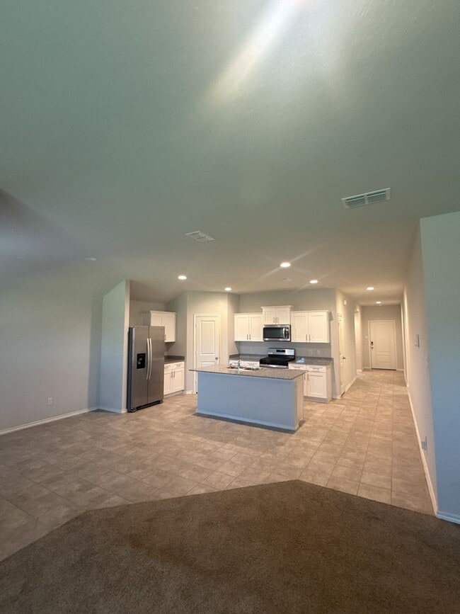 549 Bronze Cir E in Springtown, TX - Building Photo - Building Photo