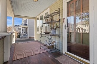 725 Cutler St in St. Charles, IL - Building Photo - Building Photo