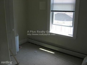 5 Buckley Ave-Unit -Apt 3 in Boston, MA - Building Photo - Building Photo