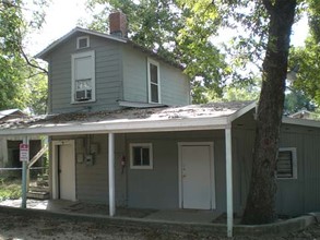 Woodlawn Boarding House in San Antonio, TX - Building Photo - Building Photo