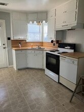 1249 Belvin St in San Marcos, TX - Building Photo - Building Photo