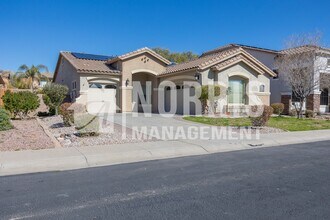526 E Kona Dr in Casa Grande, AZ - Building Photo - Building Photo