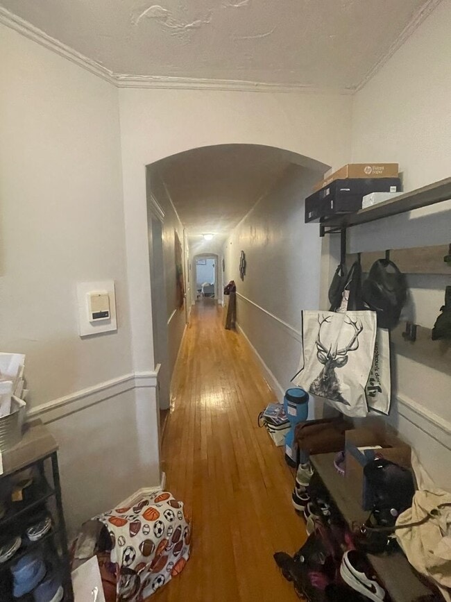 136 Davis Ave in Brookline, MA - Building Photo - Building Photo