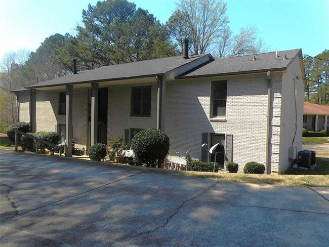1286 Britain Dr NW in Lawrenceville, GA - Building Photo - Building Photo