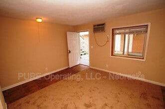 612-616-616 N 46th St in Omaha, NE - Building Photo - Building Photo