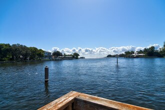 1365 Snell Isle Blvd NE-Unit -4-B in St. Petersburg, FL - Building Photo - Building Photo