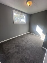 8005 Neville Ave in Cleveland, OH - Building Photo - Building Photo