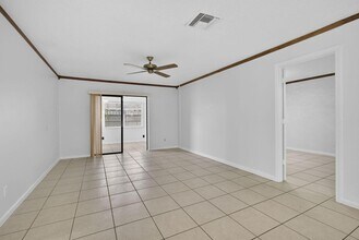 11925 Suellen Cir in Wellington, FL - Building Photo - Building Photo