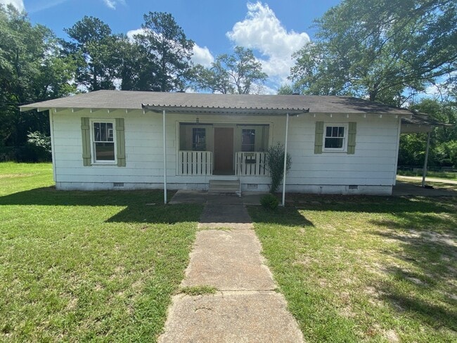 property at 1115 Poplar St